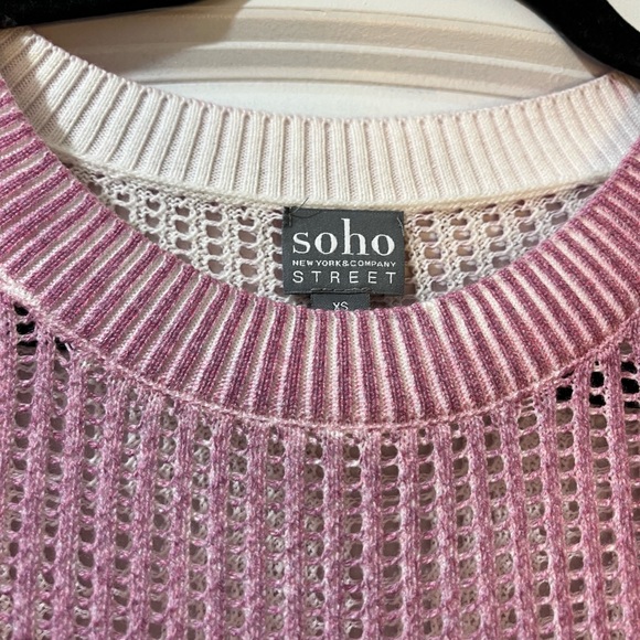 Soho Street knit sweater by NYC - Picture 2 of 4